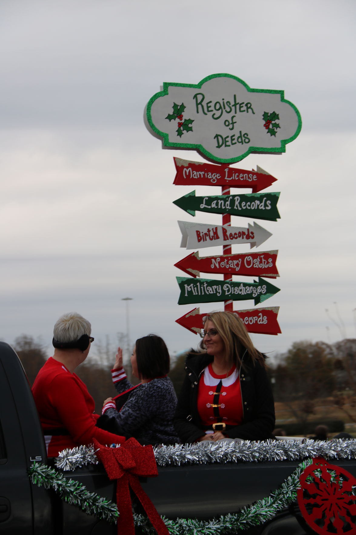 J. Iverson Riddle Christmas Parade 2018 (242).JPG